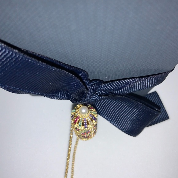 Rainbow Spinner Heart Necklace - Picture 16 of 16